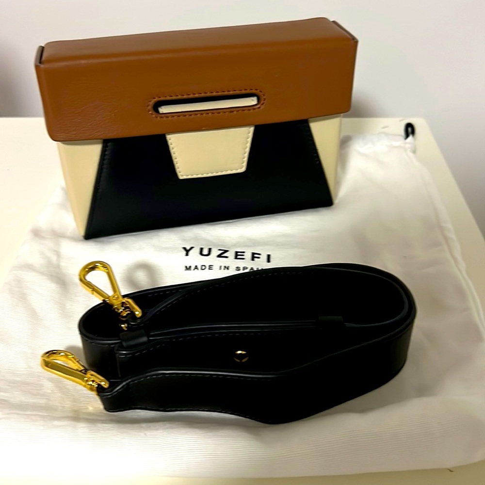 YUZEFI Funny Bag - NWOT